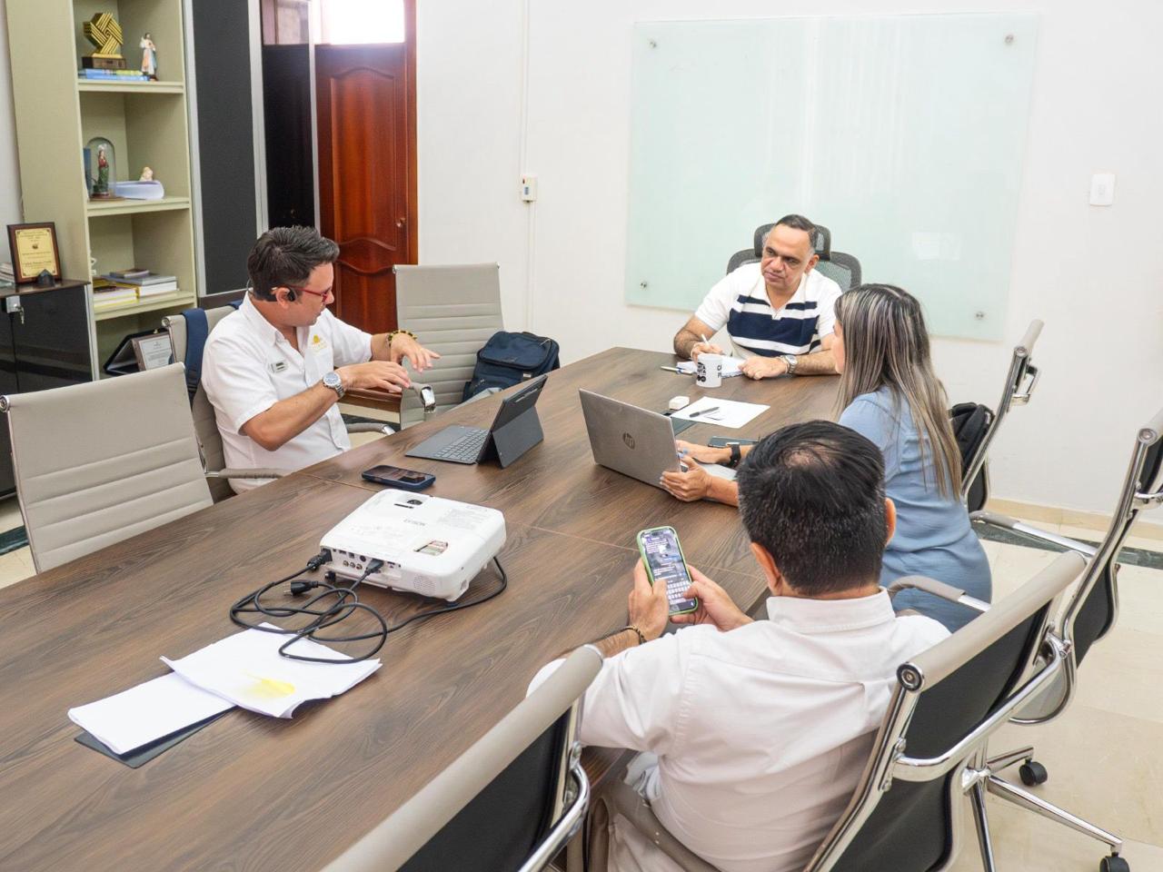 Administración Pinedo fortalece articulación con el sector privado para impulsar inversiones y desarrollo en Santa Marta