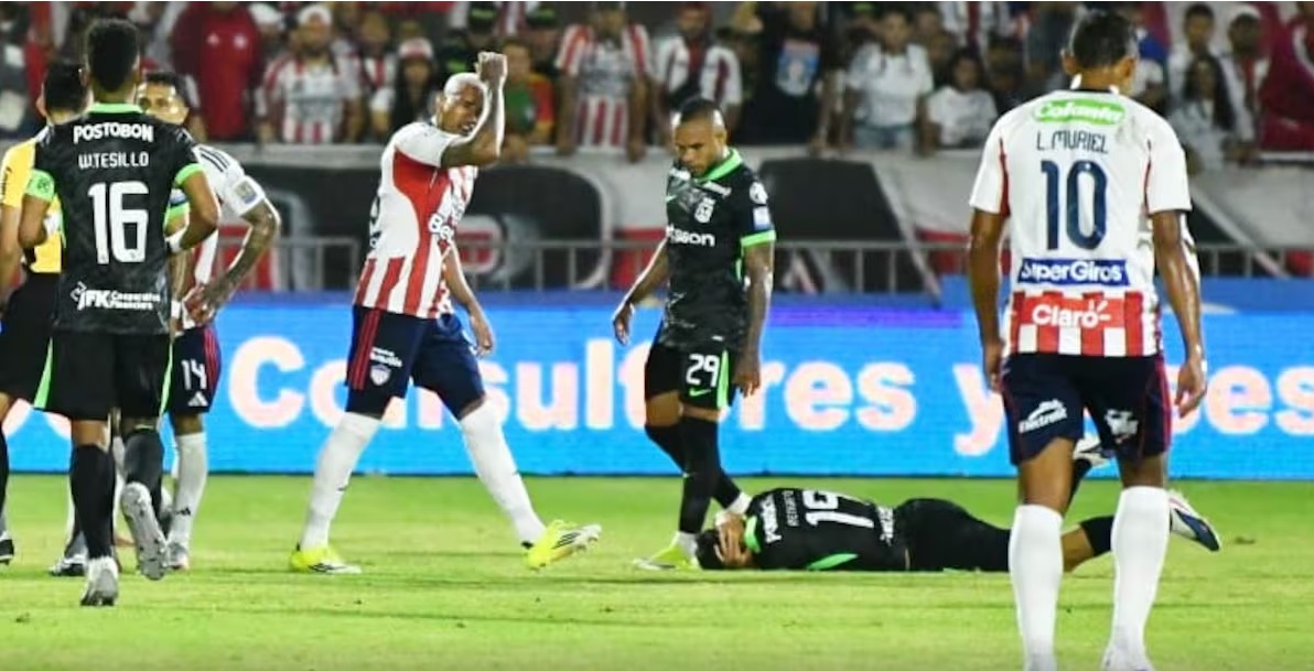 El campeón Junior se derrumba en defensa mientras su DT avisa que va por el título