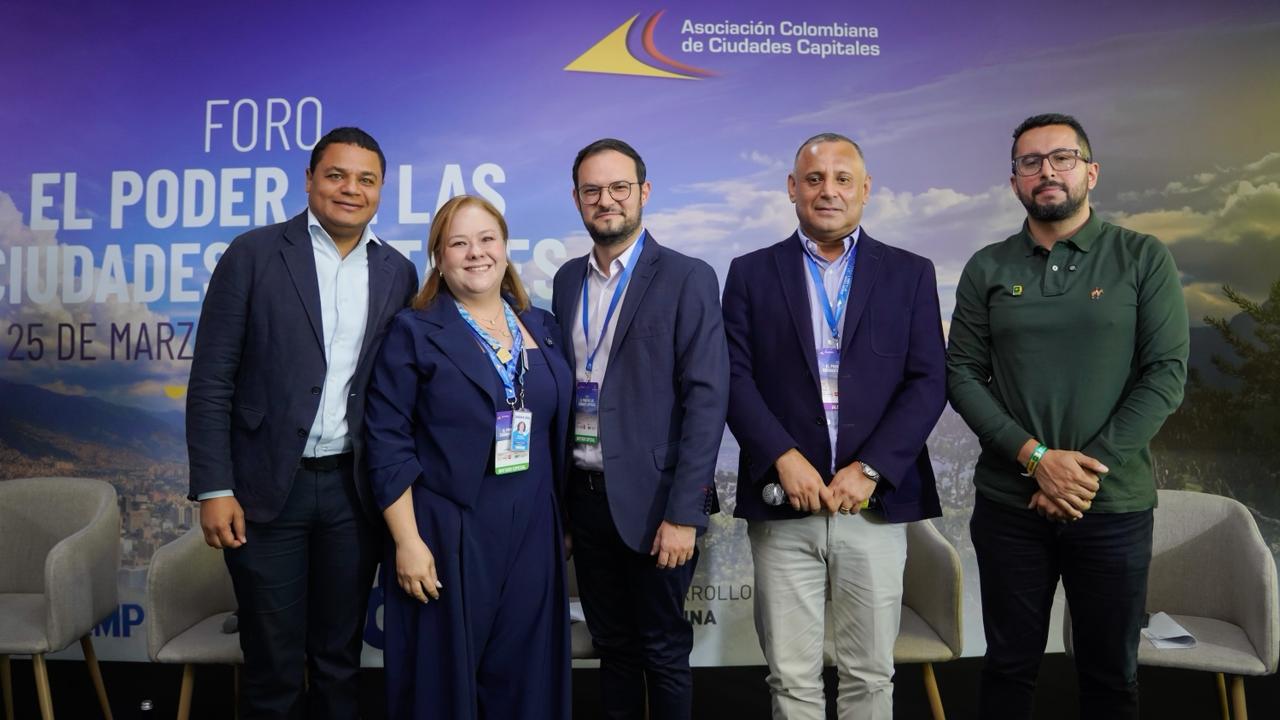 Alcaldía de Santa Marta expone sus avances ambientales en la Asamblea de Asocapitales 2026