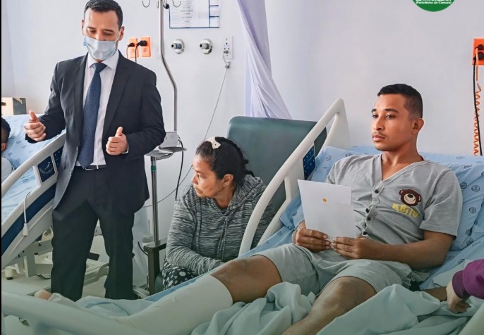 Soldado Magdalenense sobreviviente del avión Hércules, fue recibido como un héroe ayer tarde en el municipio de Pueblo Viejo