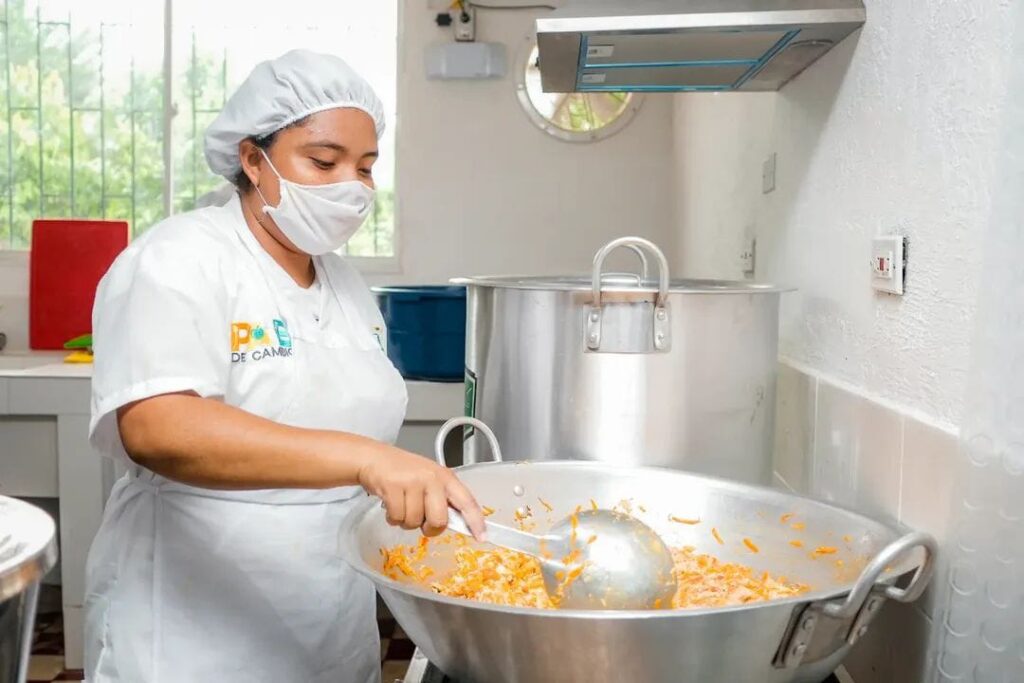 Luego de 3 meses de incumplir con el Programa de Alimentación Escolar, ahora la Gobernación habla de un “PAE Diferencial”