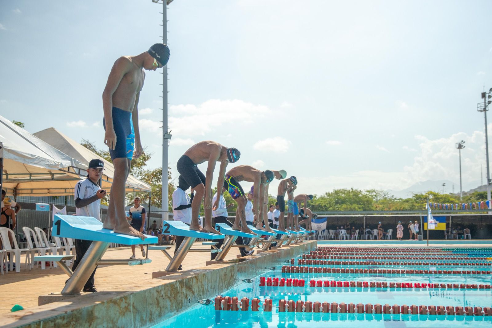 Santa Marta recibe a más de 400 nadadores del Caribe en el Festival y Torneo Federado de Natación “La Perla de América – 500 Años”