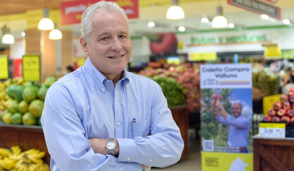 Carlos Mario Giraldo Moreno anuncia su retiro de Grupo Éxito tras 18 años en la gerencia general