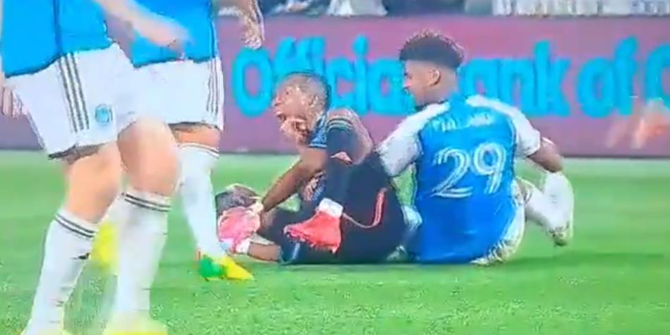 Jugador colombiano sufrió impresionante lesión: hay conmoción en MLS