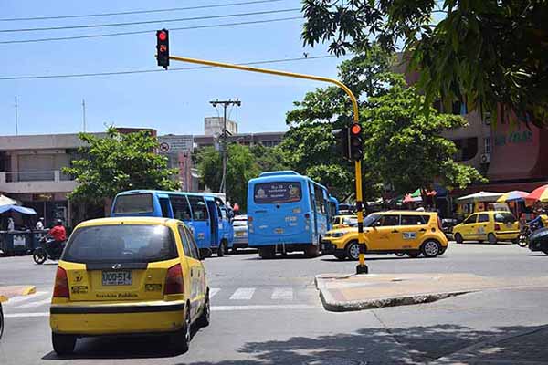 El paro que los trasportadores tenían previsto para hoy, lo aplazan para el próximo 27 de Noviembre