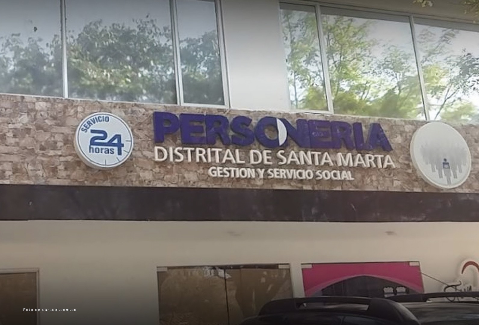 Las gestiones que a instancias de Radio Magdalena adelantó el Personero Distrital de Santa Marta, Edward Orozco Oñate, han permitido que el niño de 7 años que se hallaba recluido en la Unidad de Cuidados Intensivos del Hospital Universitario Julio Méndez 