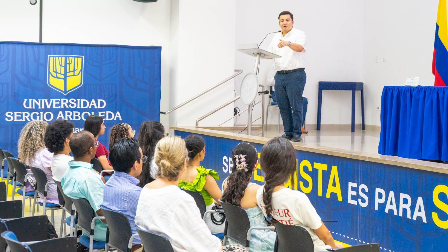 La Sergio certificó a estudiantes de colegios en Liderazgo Transformacional