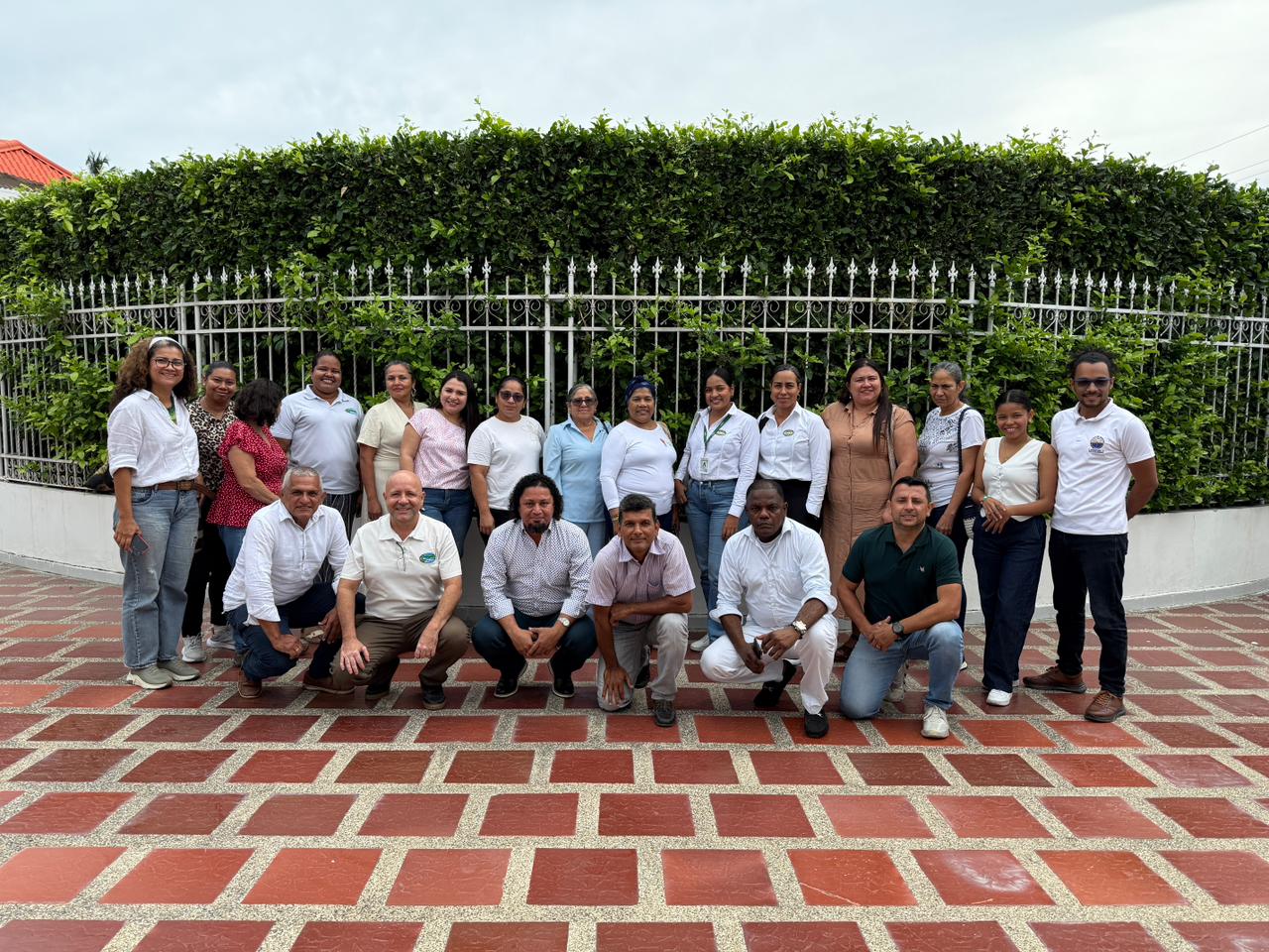 CORPAMAG y la IED Sagrado Corazòn de Jesùs presentan Proyecto Ambiental Escolar ante aliados estratègicos