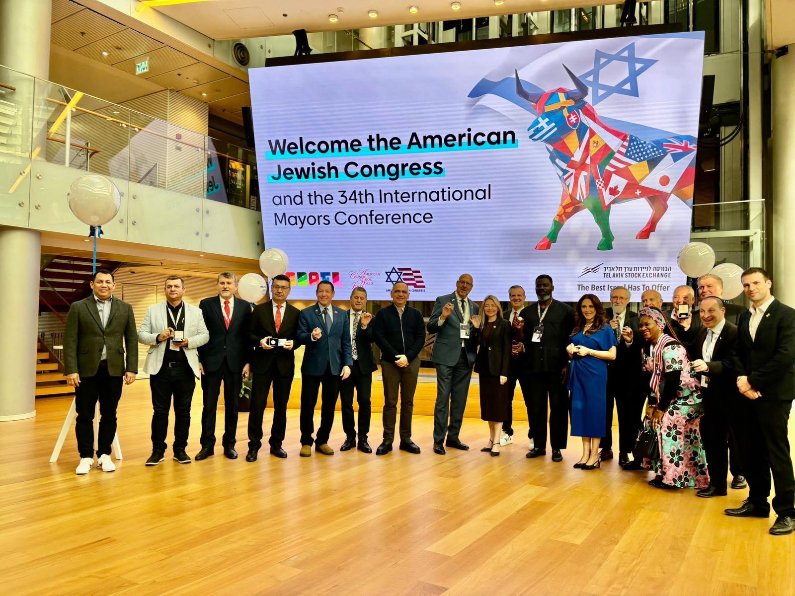 Carlos Pinedo Cuello fortalece la globalización de Santa Marta en Encuentro de Alcaldes en Israel