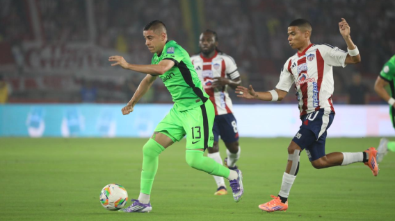 Junior derrotó a Atlético Nacional y es único líder del Grupo A