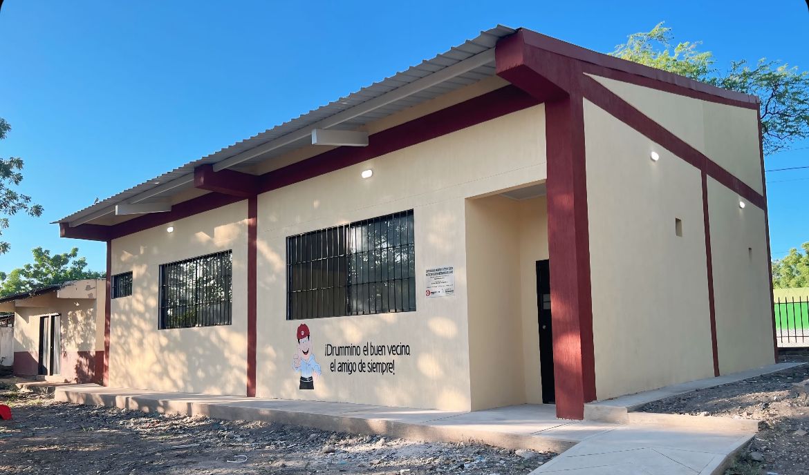 Drummond Ltd. entregó la construcción de Laboratorio de Física y Química en el corregimiento Loma Colorada, Bosconia, Cesar