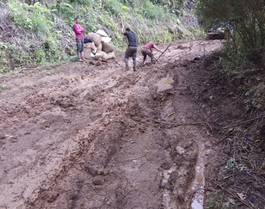 Drummond se suma al Plan 100+ para fortalecer la infraestructura vial rural en Agustín Codazzi, Cesar