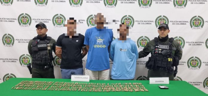 Tres capturados y 400 dosis de drogas incautadas, dejan operativos de la policía en esta capital