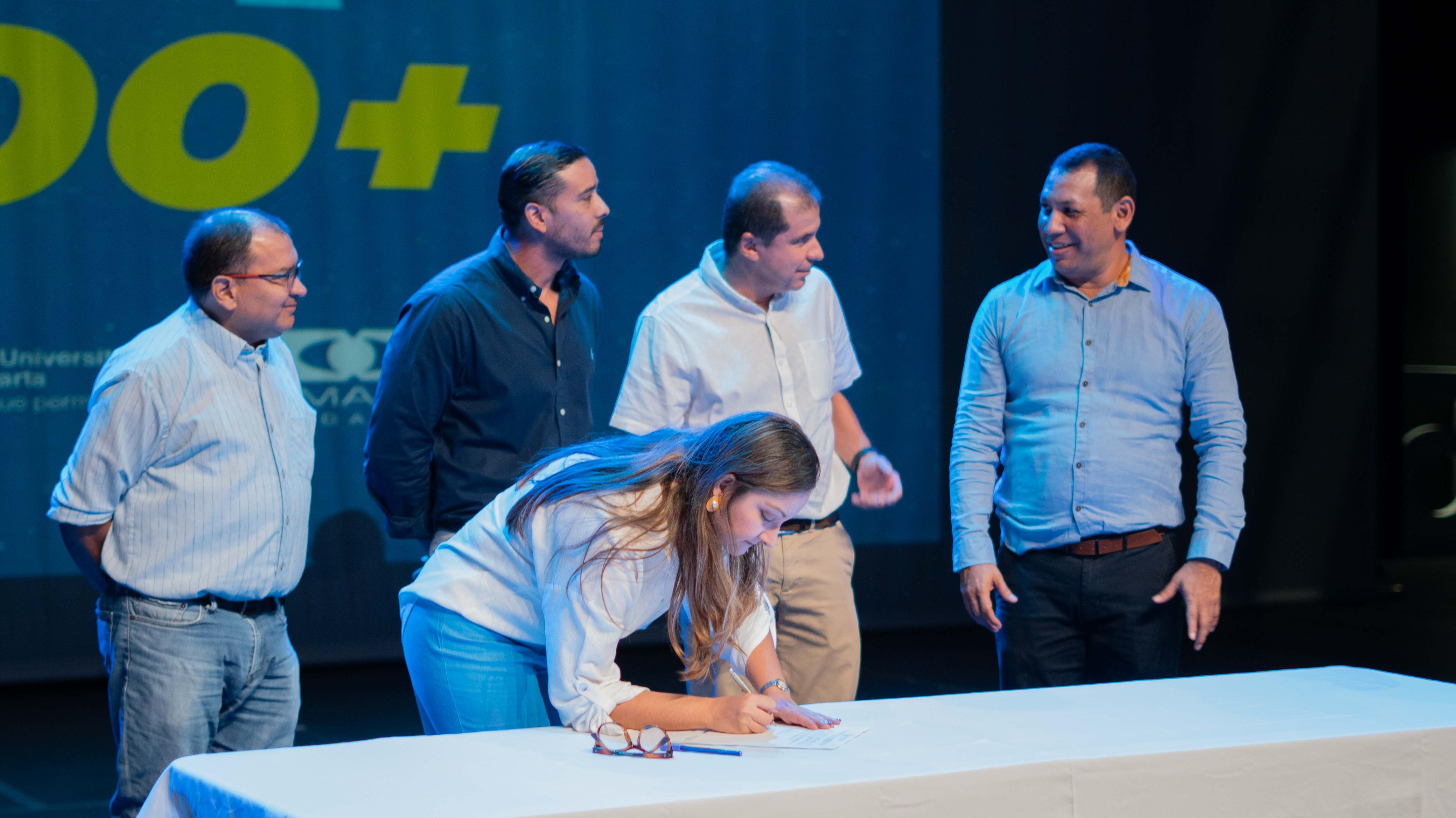 Samarios conocieron avances de la solución al desabastecimiento de agua: USM lideró exitoso foro