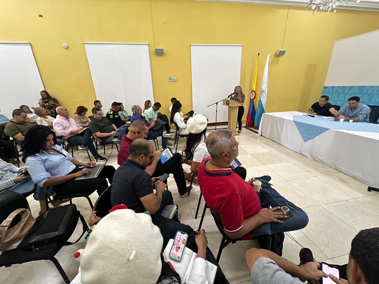 Santa Marta avanza en articulación social durante el Tercer Consejo Distrital de Política Social 2025