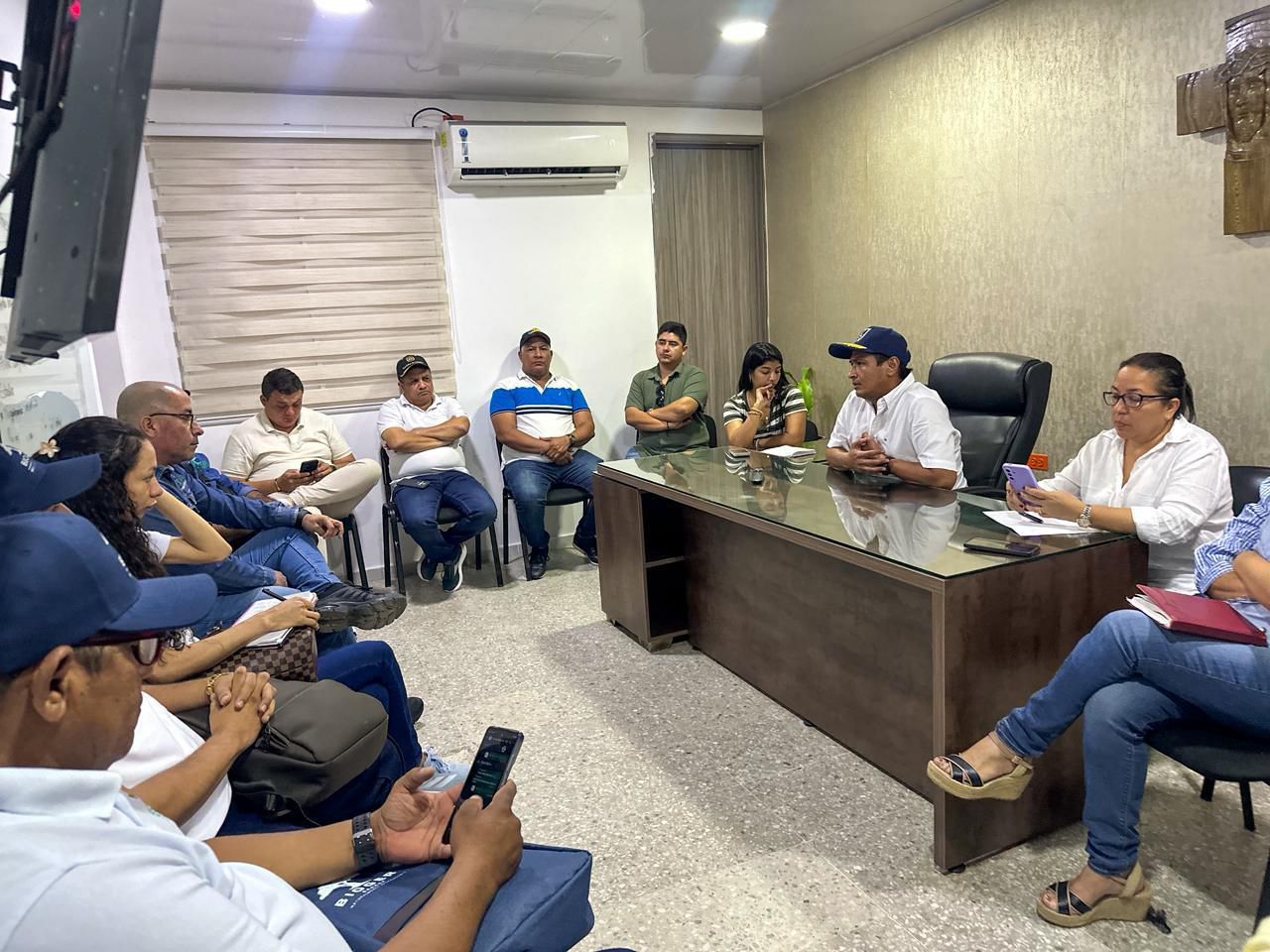 ALCALDÍA DE EL BANCO Y BIOGER ACUERDAN MEDIDAS PARA FORTALECER EL SERVICIO DE ASEO