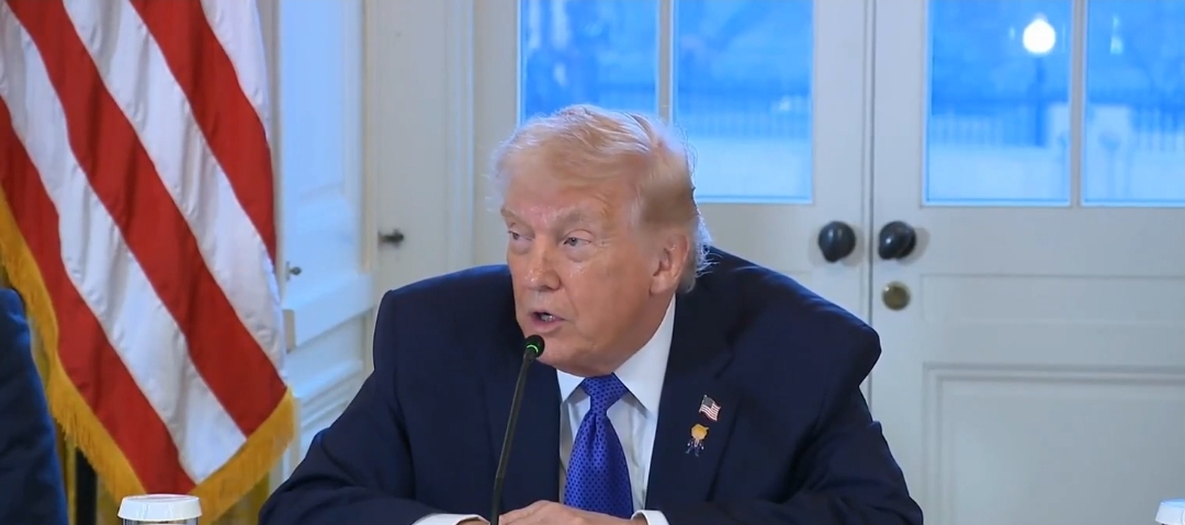 Trump dice que se reunirá con Petro en la Casa Blanca durante la primera semana de febrero