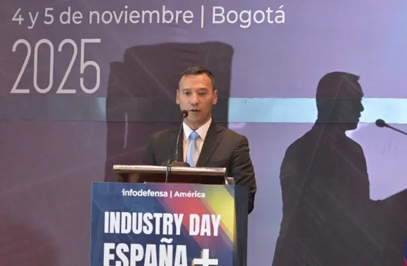 MinDefensa viaja a EEUU para preparar encuentro entre Petro y Trump