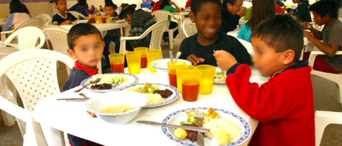 Un riesgo directo para la permanencia de niños en las Instituciones Educativas, es la falta del PAE en el primer día de clases