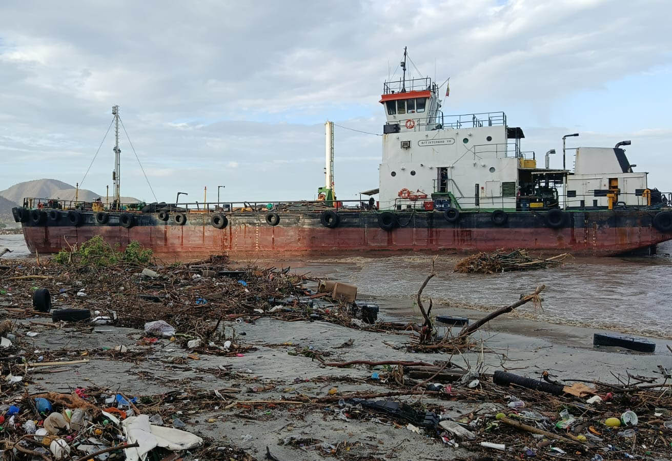 La Dimar dice oficialmente que no hubo afectaciones luego que un buque cisterna encallara en la Bahía de Santa Marta
