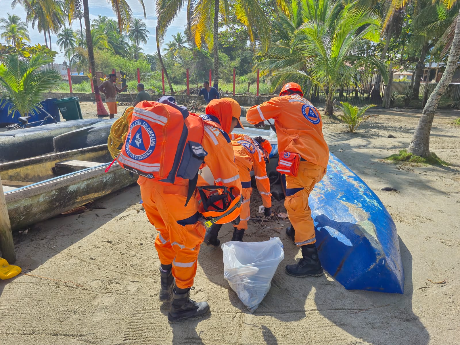 Defensa Civil entrega   recomendaciones de prevención frente al pronóstico de lluvias en Santa Marta