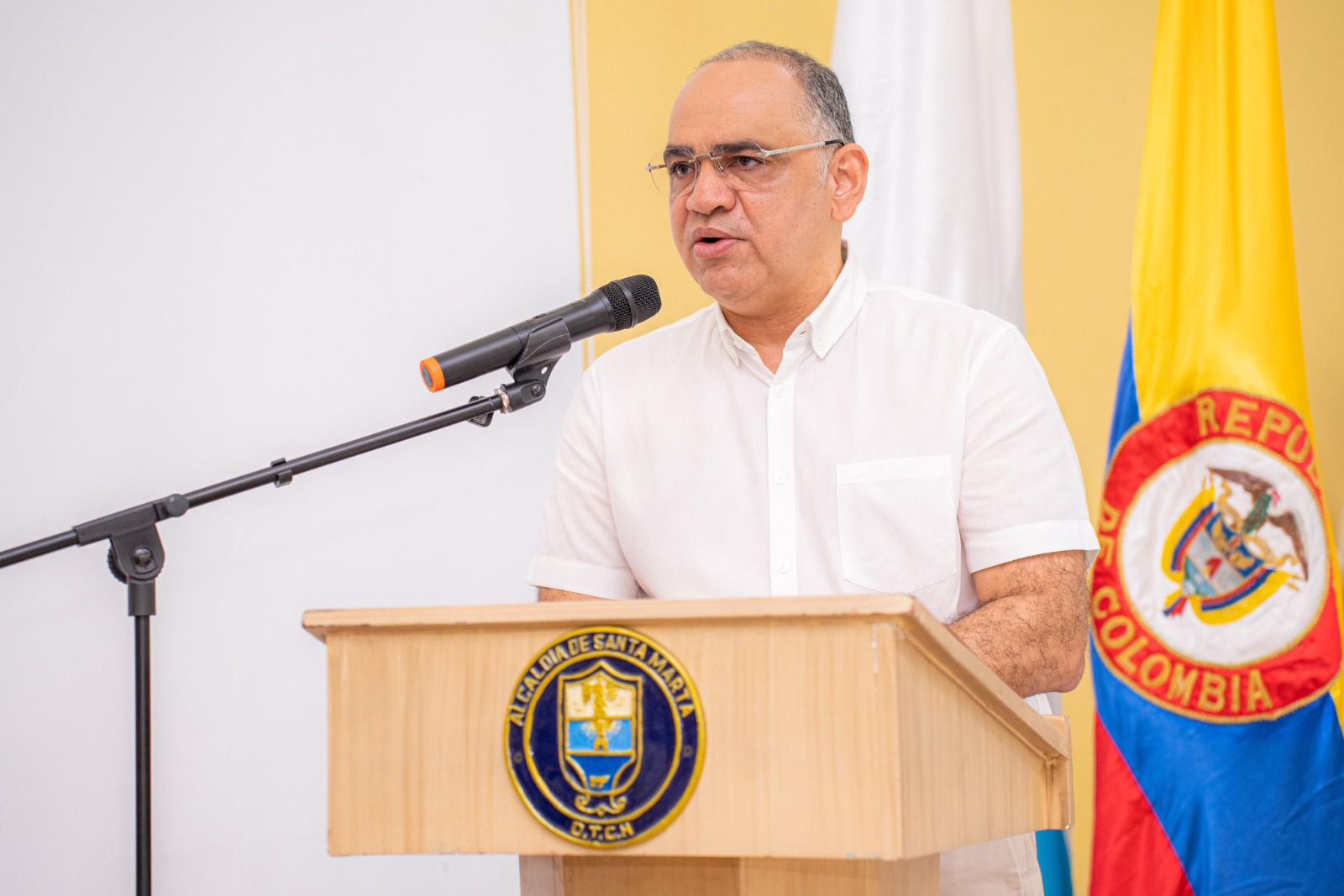 Administración de Carlos Pinedo declara Alerta Amarilla Hospitalaria por frente frío de alta intensidad