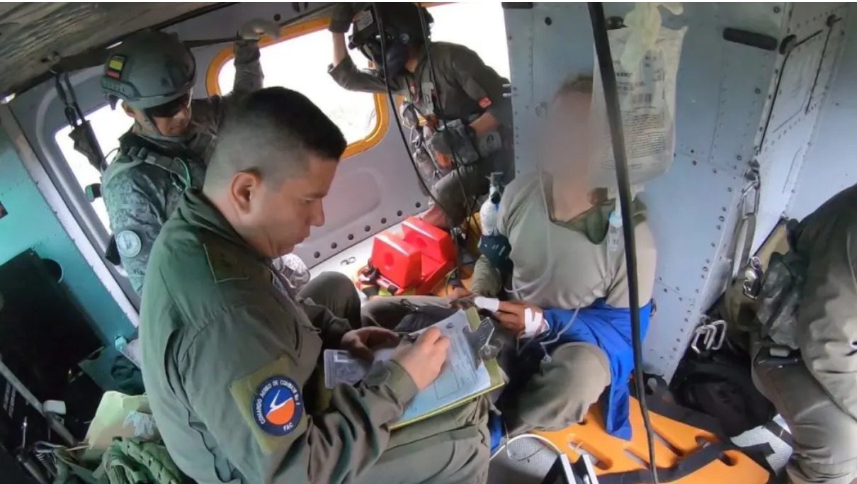 Rescate contrarreloj en la Sierra Nevada: salvan a turista estadounidense a 10.000 pies de altura