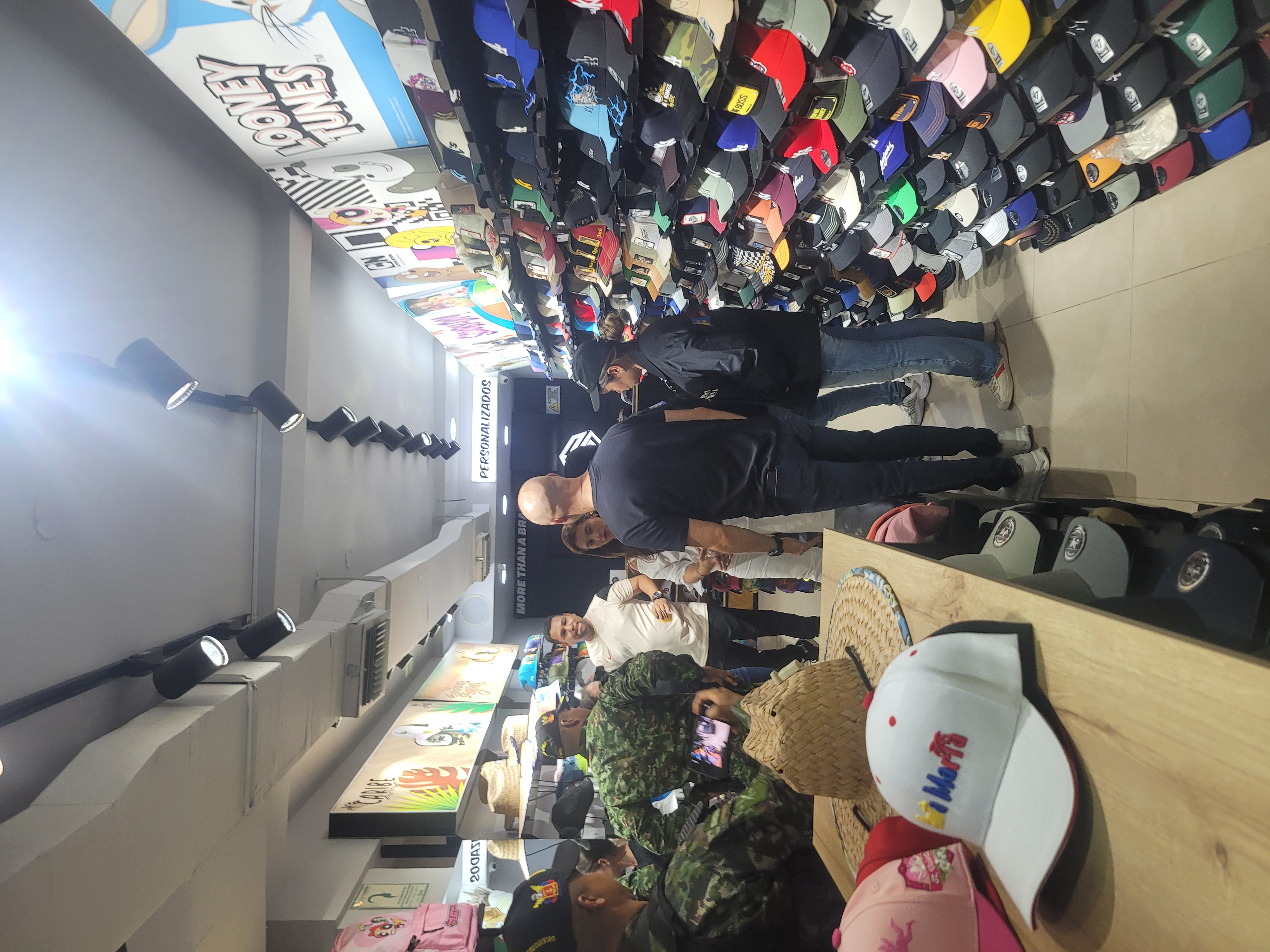 GAULA y CTI unidos con la Corporación Centro Histórico de Santa Marta: una jornada de prevención para la tranquilidad, seguridad y desarrollo del corazón de la ciudad