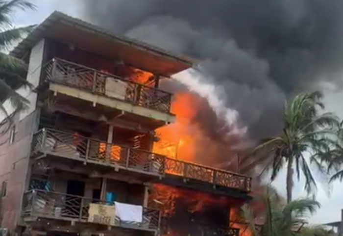 Incendio en Mendihuaca destruyó 16 establecimientos entre restaurantes y hostales