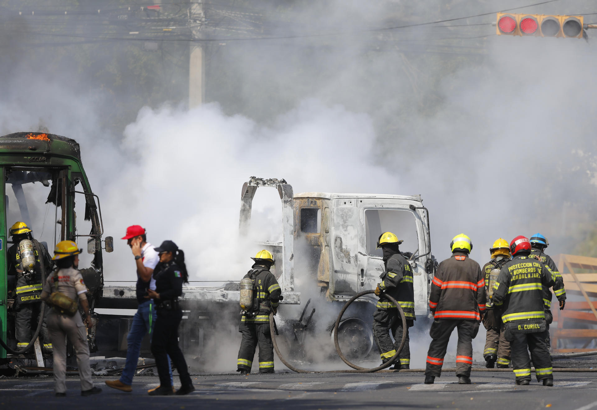 La violencia recorre México tras la muerte de 'El Mencho' en operativo con ayuda de EEUU