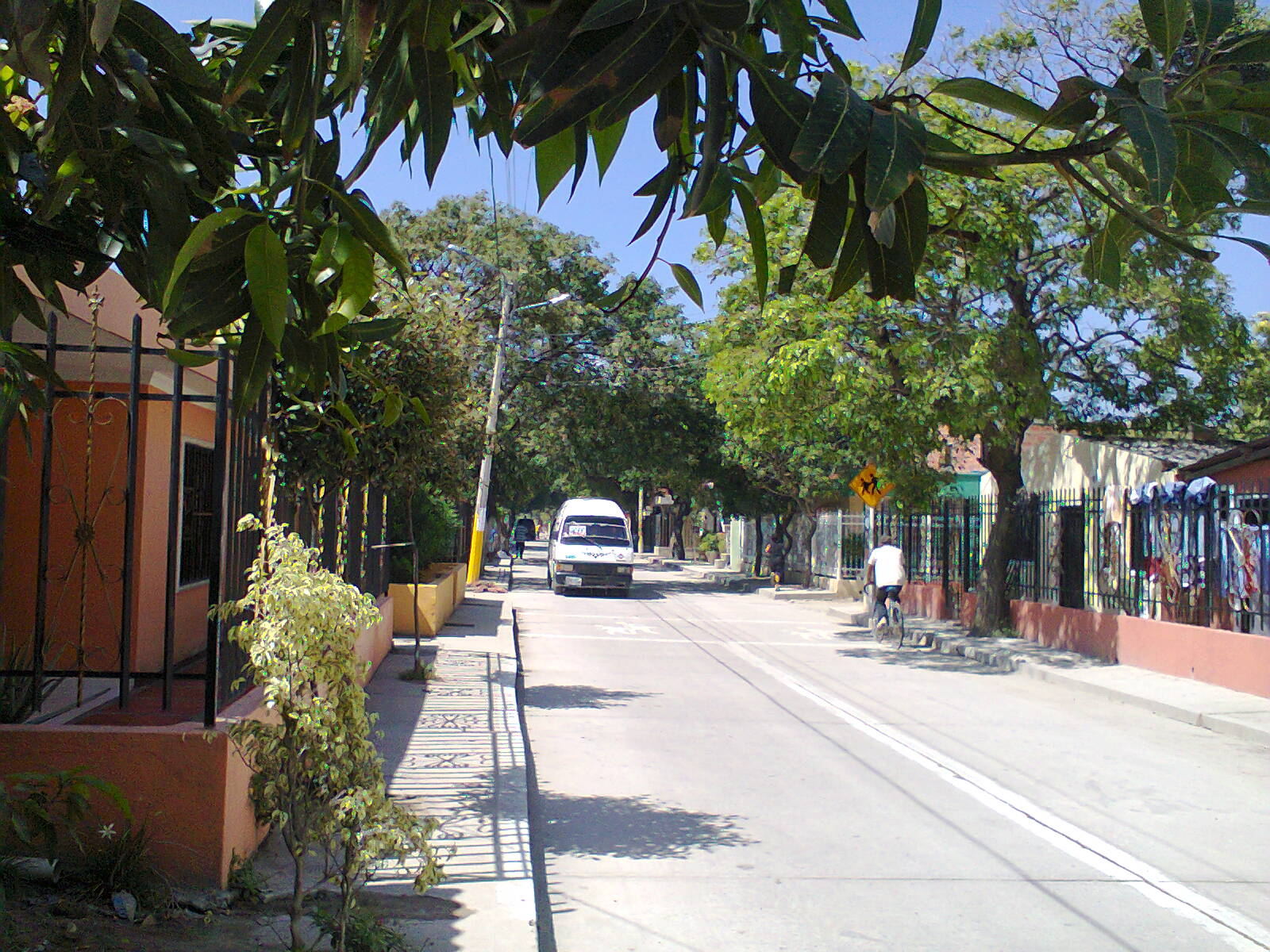 Pareja de esposos fue asaltada violentamente en la Troncal del Caribe, sector La Bolivariana
