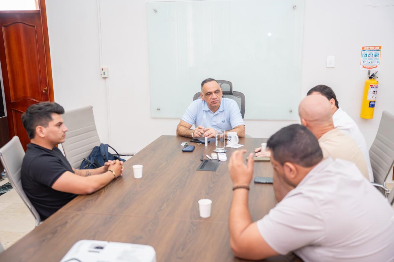 En articulación con empresarios de la Carrera Quinta, Alcaldía impulsa acciones en seguridad, infraestructura y dinamización comercial