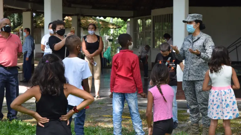 Más de 50 masacres y 150 menores reclutados para la guerra en el último año, revela ONU DDHH