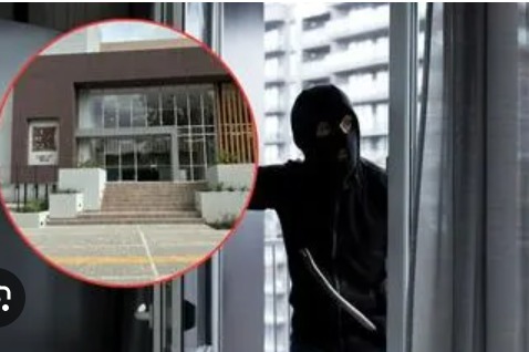 Delincuentes armados perpetraron un millonario robo en una vivienda de un conjunto residencial en esta capital